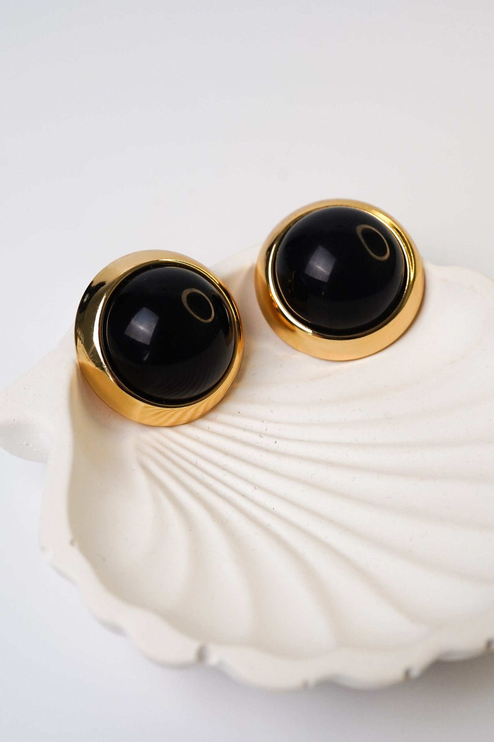Siyah Vintage Bombe Küpe - Görsel 2