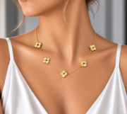 Gold Şans Yonca Model Kolye