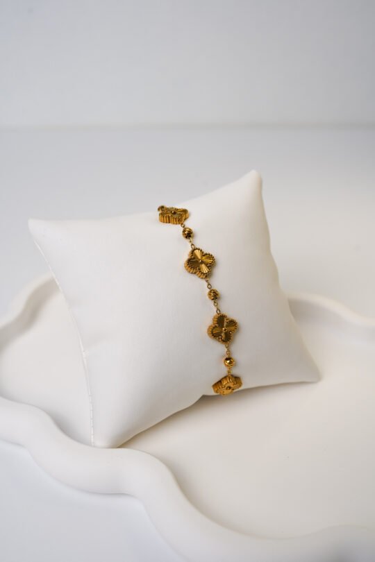 Gold Yonca Model Bileklik