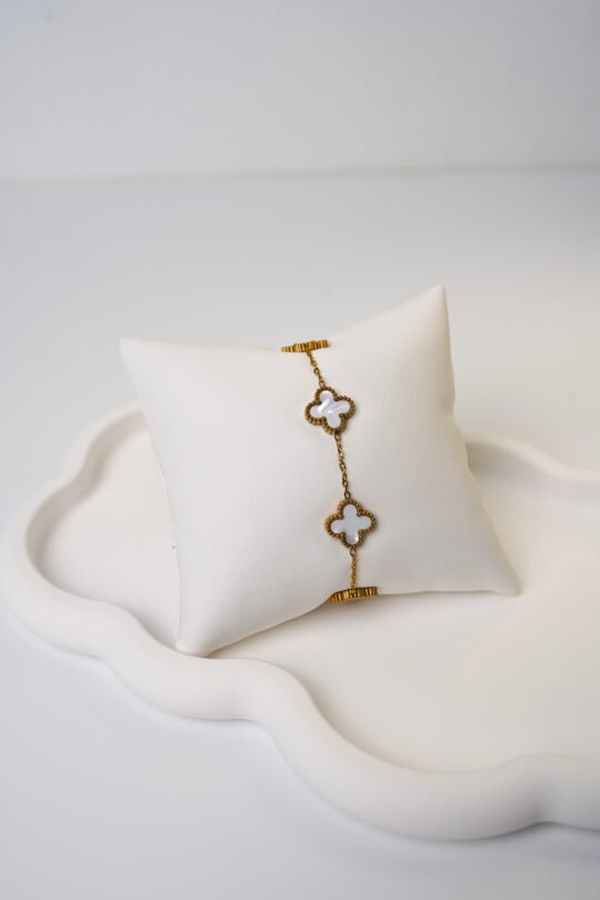 Gold Beyaz Yonca Model Bileklik